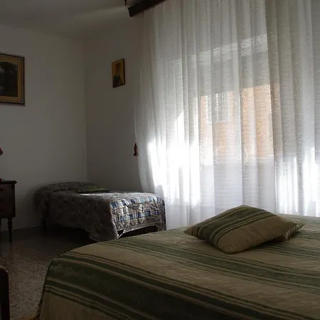 Casa Vacanze Marisa Holidays Apartment *